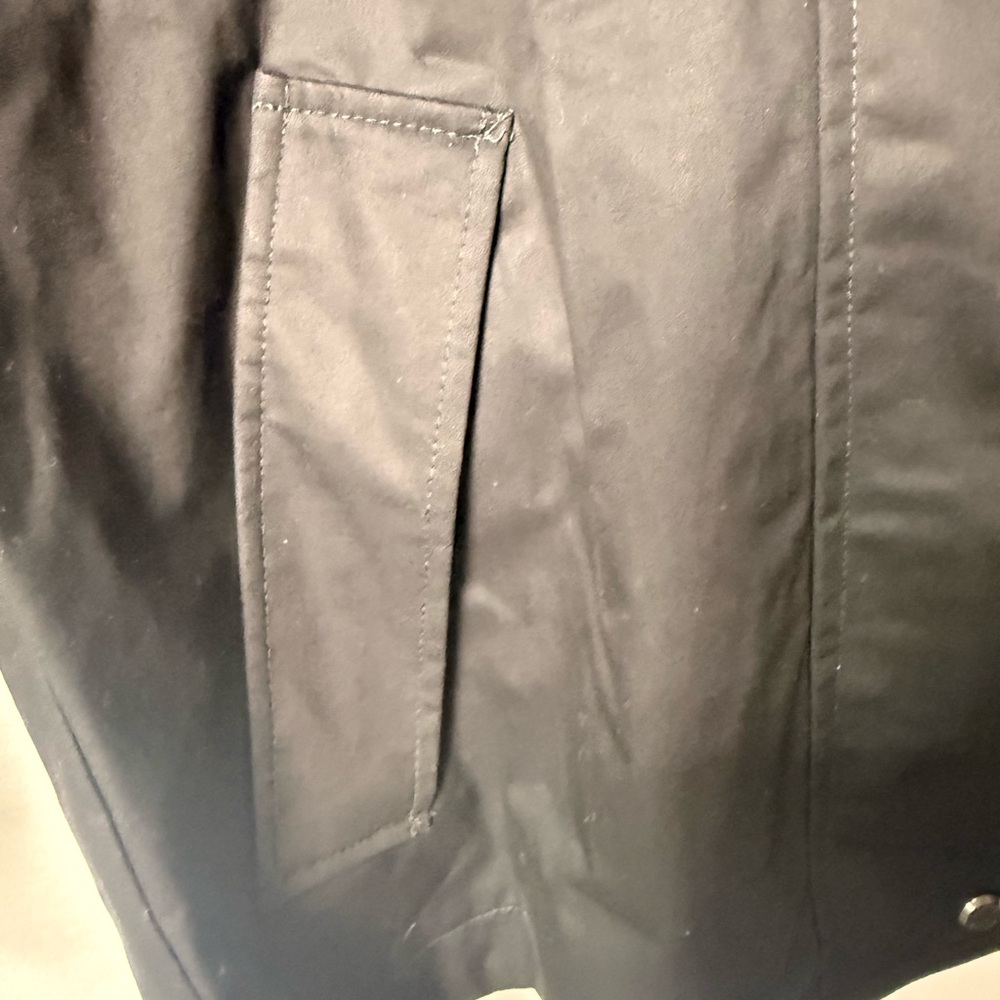 Hunter Water-Resistant Black Jacket - Picture 5 of 9